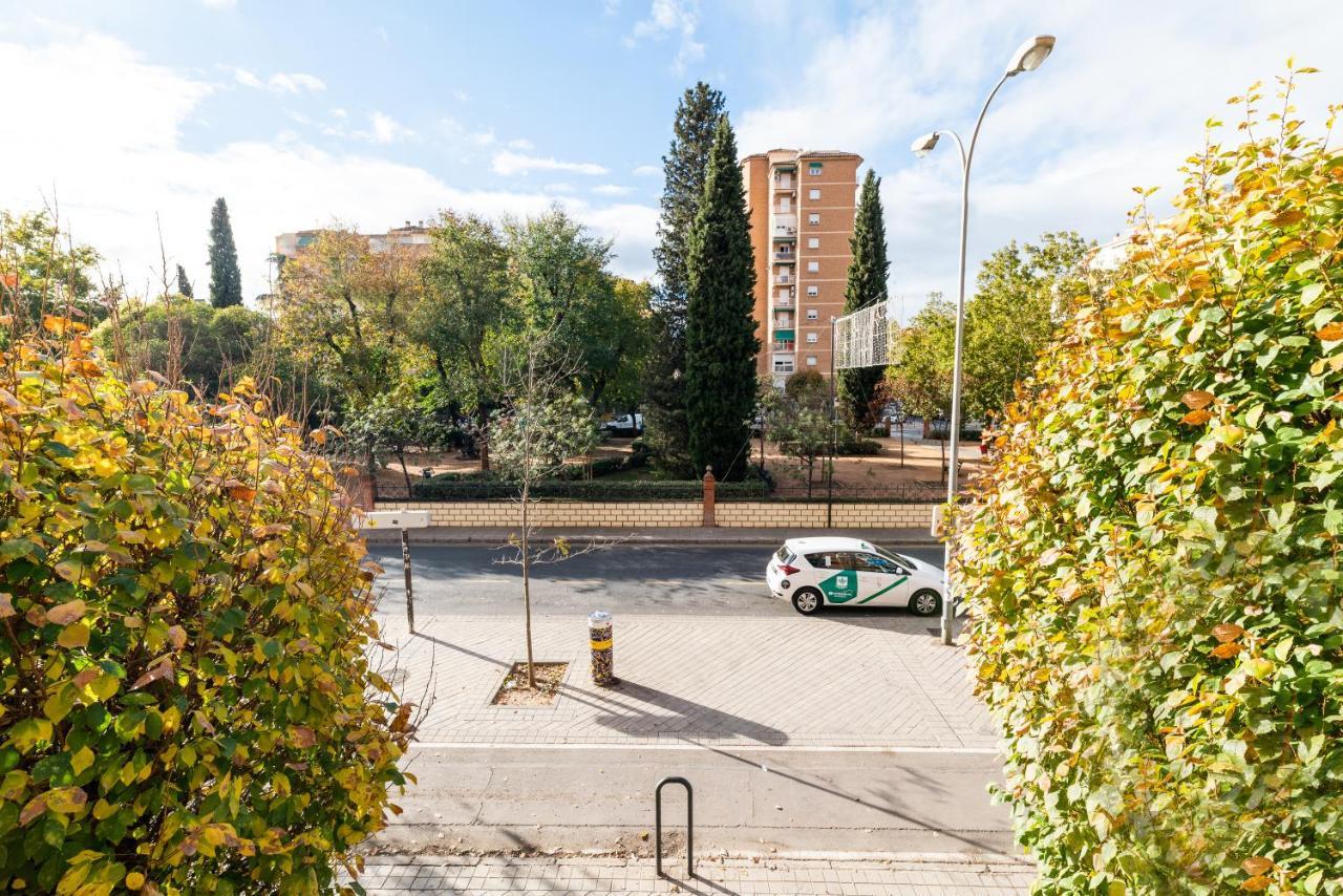 Piso Junto A Parque De Ciencias En Grenade